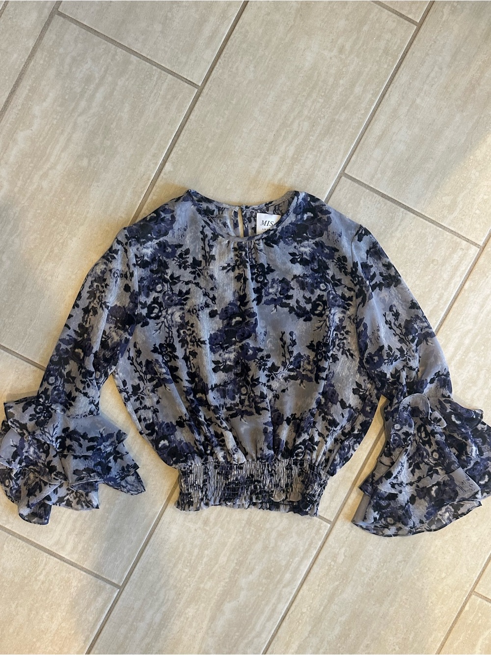 MISA Floral Ruffle-Sleeve Crop Top in Navy